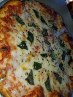 Pop's Pizzeria food