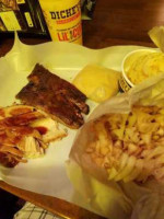 Dickey's Barbecue Pit food