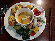 Huong Thien Buffet Chay food