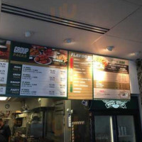 Wingstop inside