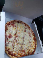 Naty's Pizza food