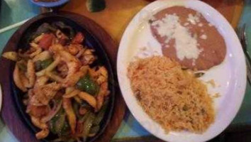 Pelanchos Mexican Grill food