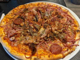 Mammas Pizza Og Kebab House food