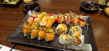 Gaja Sushi food