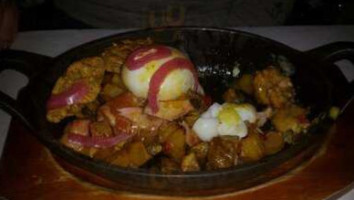 Shango Bistro food