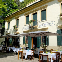 Trattoria Dall'antonia food