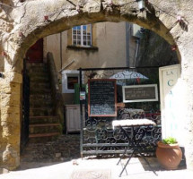 La Calade de Lourmarin inside