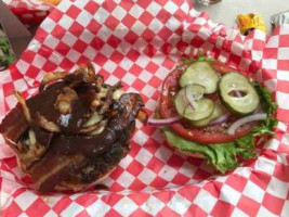 Slick's Burgers food