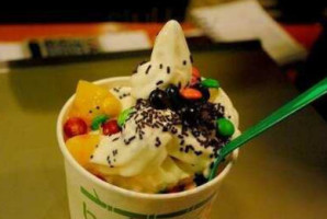 Bamboo Frozen Yogurt Café food