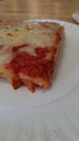 Broadway Pizza Of Greenlawn food