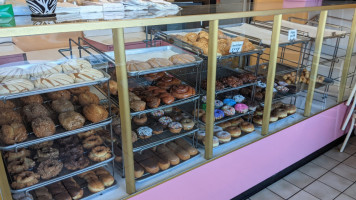 Ojai Donut Shoppe food