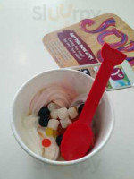 Yogurtland food