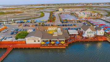 Snoopy's Pier outside