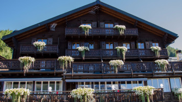 Le Grand Chalet Favre food