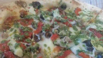 Mod Pizza food