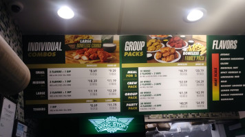 Wingstop inside