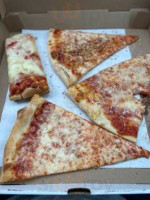 Savino's Pizza food