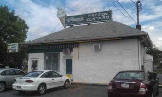 Massey's Frozen Custard outside