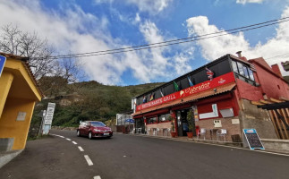 Asador Grill El Labrador outside