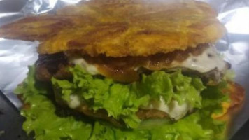 Hamburguesas Del Rancho Puri food