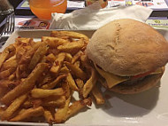 Burger Sur Vienne food