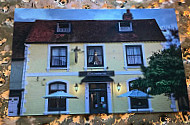 Chichester Inn outside