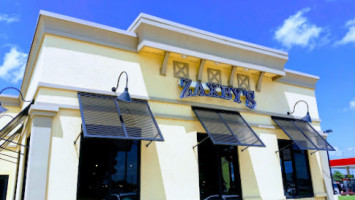 Zaxby's Chicken Fingers Buffalo Wings outside