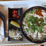 Omi Asian Bistro Étel