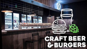 Craft Beer Burgers Сеть баров крафтового пива и бургеров food