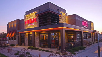 Outback Steakhouse outside