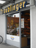 Traublinger Heinrich Gmbh Bäckerei, Konditorei outside