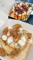 Cinnaholic food