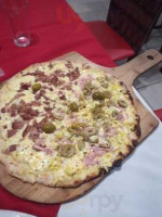 D' Kaza Pizzaria food