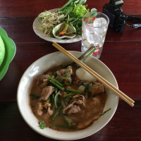 ก๋วยเตี๋ยวต้มยำเสาหิน food