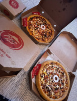 Pizza Hut food