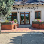 Tópart Vendéglő és Panzió Kint