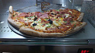 Miss Pizza Da Giorgio food