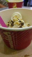 Menchie's Frozen Yogurt food