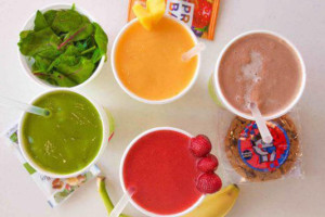 Planet Smoothie food