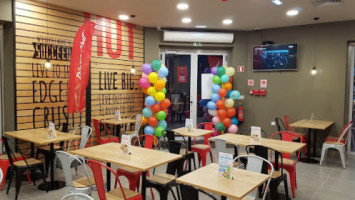 Pizza Hut Matosinhos Sul food