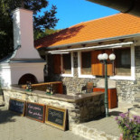 Locskay Borház Kint