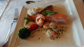 Restaurant a l'Aigle d'Or food