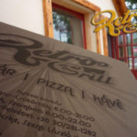 Retro Grill Pizzéria Ételbár Kint