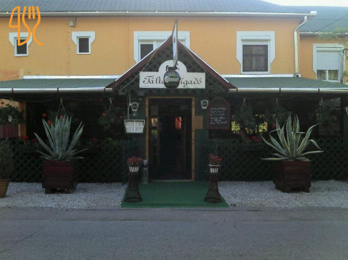 Táltos Vígadó ,ida Mama étterem Kint