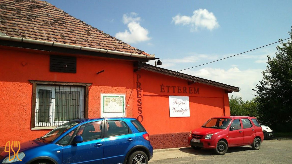 Rojcsik Étterem Kint