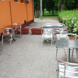 Dezső Bácsi Lángos Palacsinta Kávé Üdítő Kint