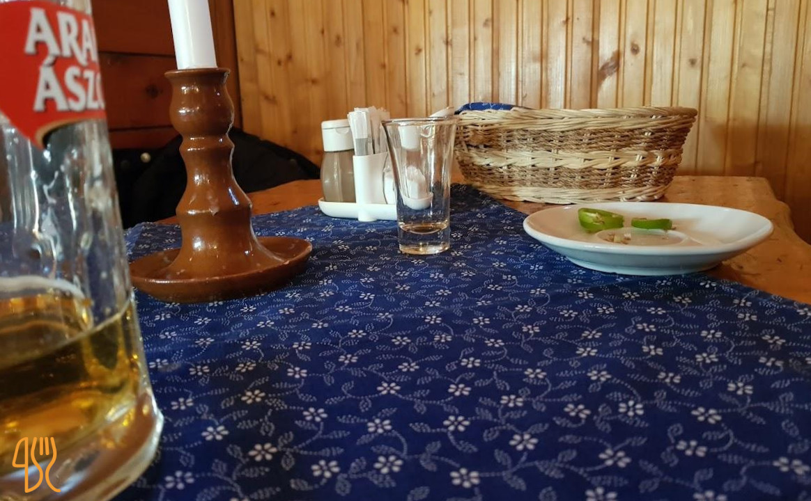 Autós Csárda Kint