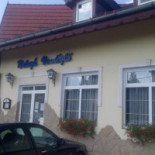 Balogh Vendéglő Kint