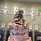 Yogurtland Ontario food