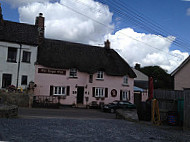 The Royal Oak outside